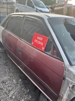 Astra F sağ ön kapı