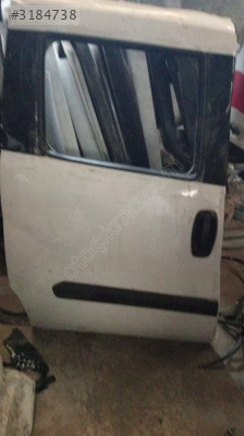 FIAT DOBLO SAĞ ARKA KAPI