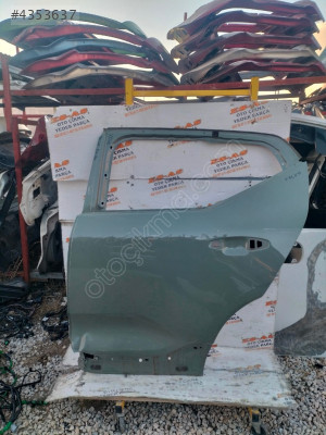 VOLVO XC40 SOL ARKA KAPI ÇIKMA BOŞ 2021-2025