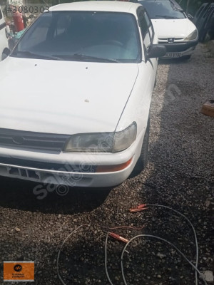 TOYOTA CORALLA EFSANE KASA SOL ÖN ÇAMURLUK ORIJINAL ÇIKMA