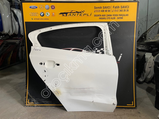 FORD FOCUS 4 SAĞ ARKA KAPI 2019-2023 ÇIKMA