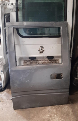 ISUZU ÇİFT KABİN SOL ARKA KAPI 2