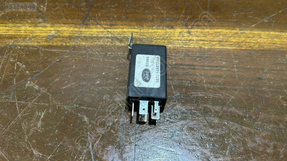 3S7J 14A672 AA FORD GRUBU ELEKTİRİK RÖLESİ