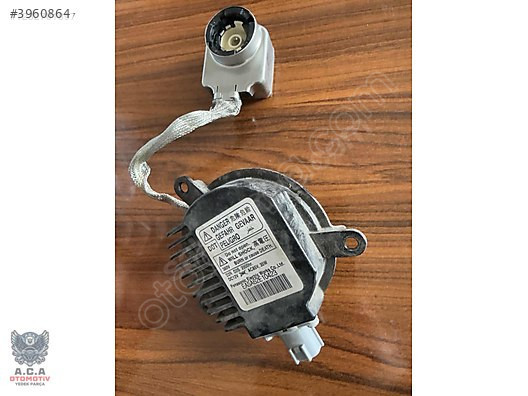 SUBARU XV XENON BEYNİ ÇIKMA ORJİNAL ( TEMİZ)