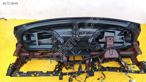Peugeot Partner 1.6 torpido tesisatı