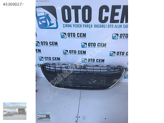 OTO CEMDEN ÇIKMA FORD FİESTA TİTANİUM TAMPON PANJURU