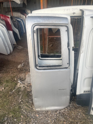 FİAT DOBLO BAGAJ KAPAĞI SAĞ ARKA ÇIKMA ORJİNAL