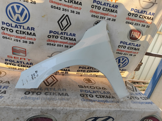 Volvo S60 ön sol çamurluk