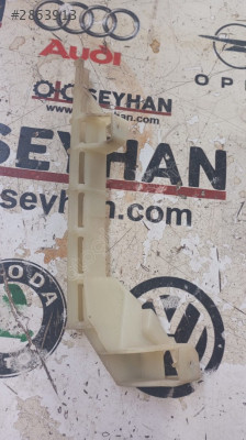 5F4839613 Seat Leon arka sol kapı cam kizagi