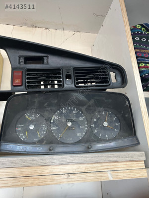 Mercedes W123 kasa gösterge paneli