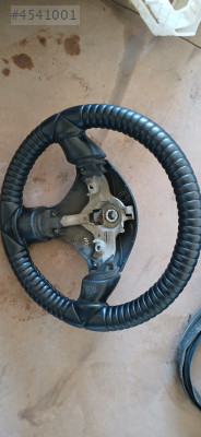 Peugeot 206 çıkma direksiyon simidi