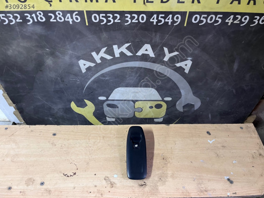 96751115ZD Peugeot 208 Sağ ön Cam Açma Tuşu Komple Orjinal Çıkma