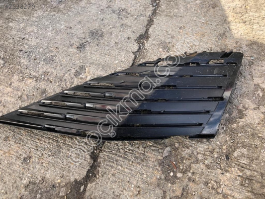 PEUGEOT 3008 5008 ÖN TAMPON SOL IZGARA 9836826977