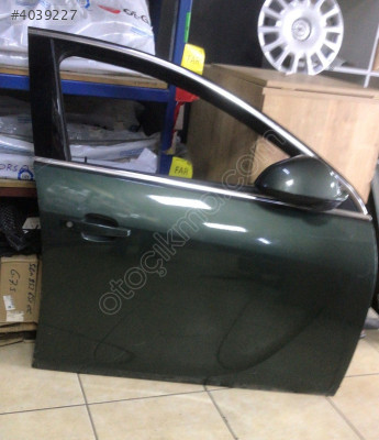 OPEL İNSİGNİA SAĞ ÖN KAPI MUAYER