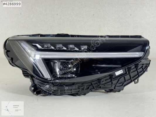 VOLVO XC 40 FAR SAĞ MERCEKLİ