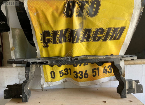 VOLKSWAGEN TRANSPORTER T5 ÖN PANEL 7E0805594