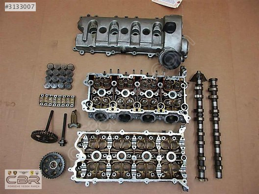 PORSCHE CAYENNE 4.5 MOTOR ÜST KAPAK