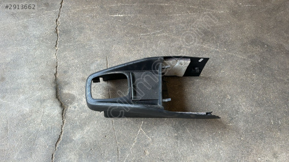 2004 VW GOLF 4 VİTES KOLU ÇERCEVESİ VE KÜLLÜK