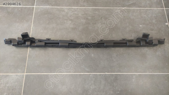 MERCEDES C W205 AMG ÖN TAMPON BRAKETİ ORTA 2018 2058855902 SY