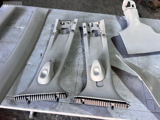 RENAULT FLUENCE EMNİYET KEMERİ DİREK BAKALİTİ ORJİNAL HATASIZ