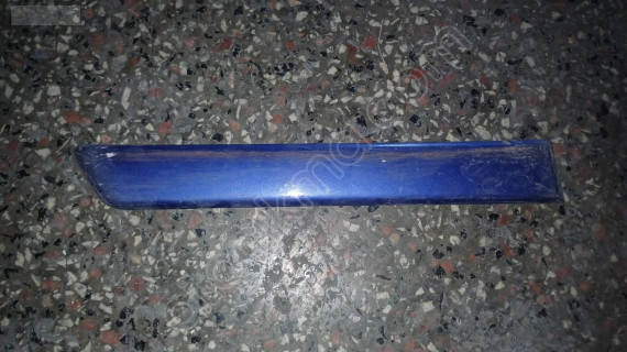 Peugeot 106 sağ arka kapı çıtası