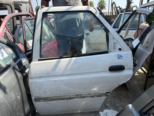 95-00 Model Ford Escort Sol Arka Kapı Cam Krikosu