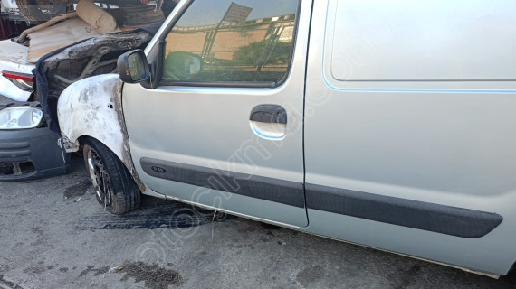 renault kangoo1,9 motor traversi