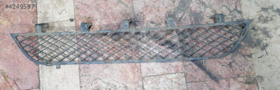 Mitsubishi L 200 Ön Tampon Izgarası  Orjinal Oto Çıkma