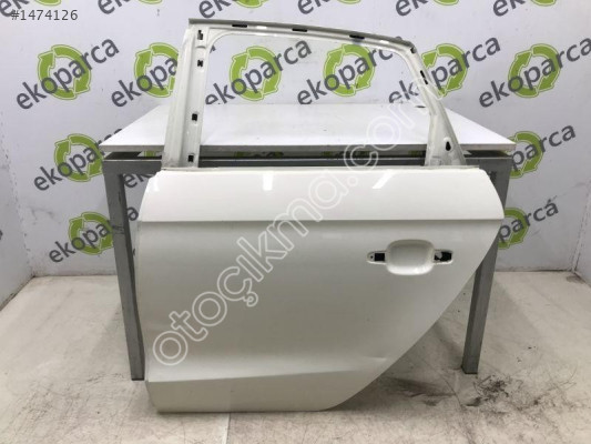 AUDI A1 2011 2018 SOL ARKA KAPI 8X4833051B