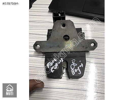 Ford Focus 08 Arka Bagaj Kilidi Çıkma 8M51-R442A66-CB