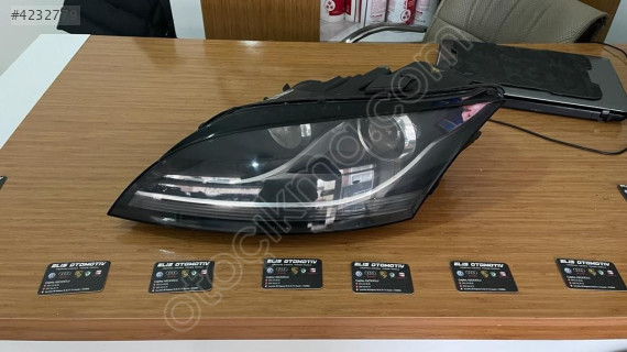 AUDİ TT SOL ÖN FAR