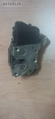 9136j2 Citroën Xsara sağ ön kapı kilidi