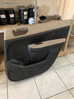 Peugeot 307 sağ arka kapı döşemesi