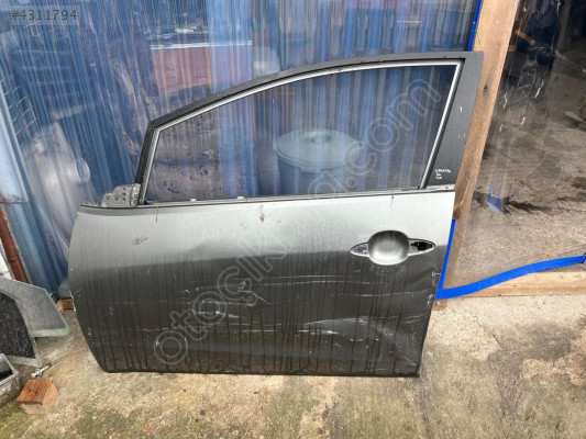 KİA CERATO SOL ÖN KAPI 2016-2020 ORİJİNAL ÇIKMA