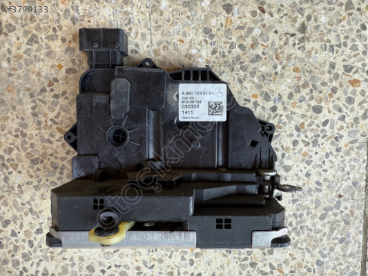MERCEDES ACTROS ÇIKMA ORJİNAL KAPI İÇ KİLİDİ A9607230101 BDG