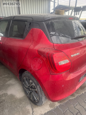 Suzuki Swift 2020 sol arka depo kapağı