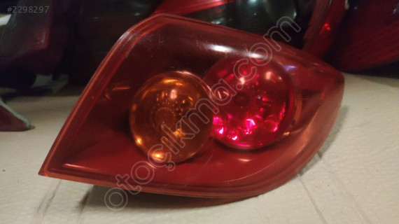 MAZDA 3 SAĞ ARKA STOP OTO MEHMET GÜVENCESİYLE