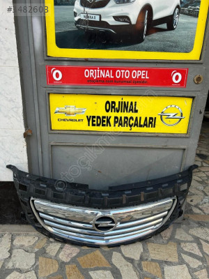 Opel İnsignia ön panjur Orjinal çıkma