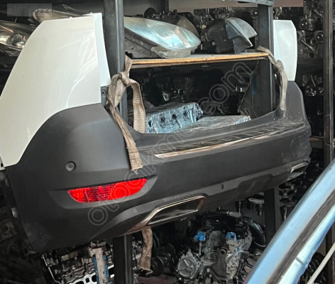 Peugeot 5008 çıkma arka tampon