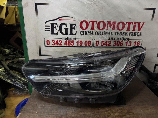 VOLVO XC40 SAĞ SOL FAR ORJINAL HATASIZ