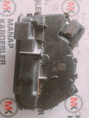 SKODA KAROQ KAPI KİLİDİ ÖN SAĞ 5TB837016A 5E1837016A 6V1837016A