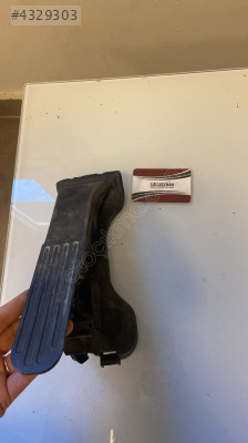 1K1721503BA volkswagen Golf 6 gaz pedalı