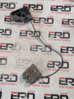BMW F30 F32 Arka Katlanır Koltuk Serbest Bırakma Kilidi Mandalı