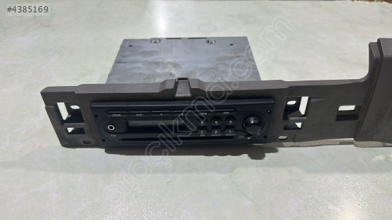 2010 RENAULT KANGOO 3 1.5 DİZEL ÖNDEN MARŞLI TEYP CD ÇALAR