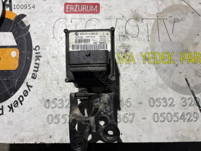 3c0.614.095.Q VW PASSAT B6 çıkma ABS beyni