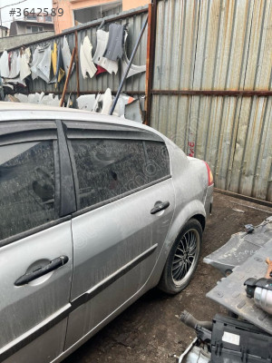 RENAULT MEGANE 2 SOL ARKA KAPI