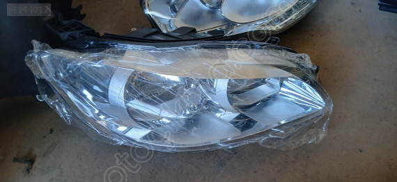 Peugeot 301 çıkma far