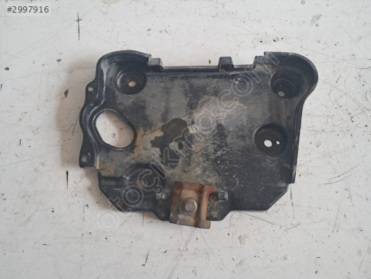 VOLKSWAGEN POLO 1998 MODEL AKÜ YERİ