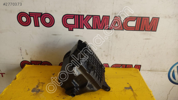 VOLKSWAGEN POLO 1.6 TDİ HAVA FİLTRE KUTUSU 6R0129601C