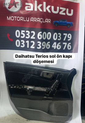 DAİHATSU TERİOS SOL ÖN KAPI DÖŞEMESİ                  (XS1902S26)